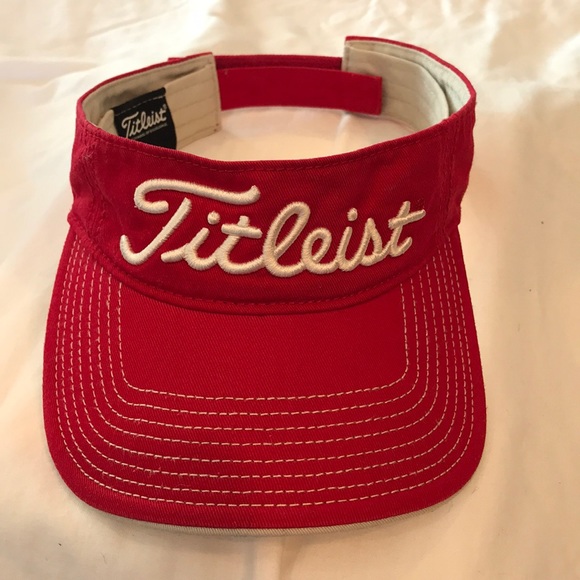 red titleist visor